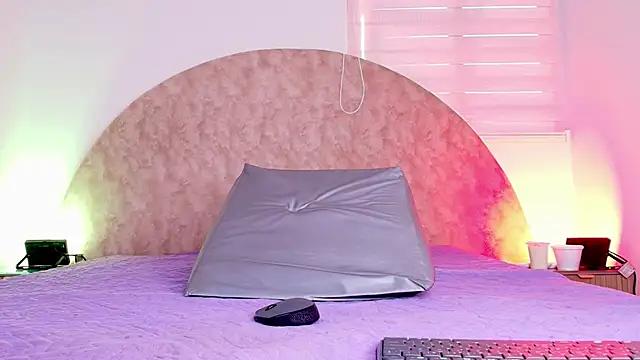 anisha x online show from 12, 2, 2026