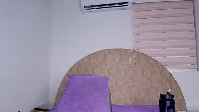 anisha x online show from 4, 3, 2026