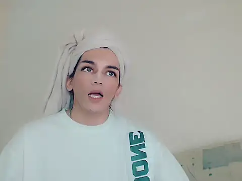 kimkardasha98 online show from 25, 2, 2026