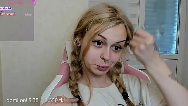 Snapshot of shy_melony chatting on 5, 7, 2026 shy melony online show from 5, 7, 2026