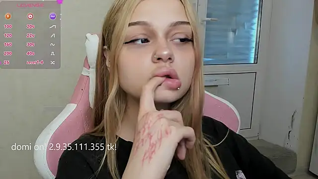 Snapshot of shy_melony chatting on 15, 6, 2026 shy melony online show from 15, 6, 2026