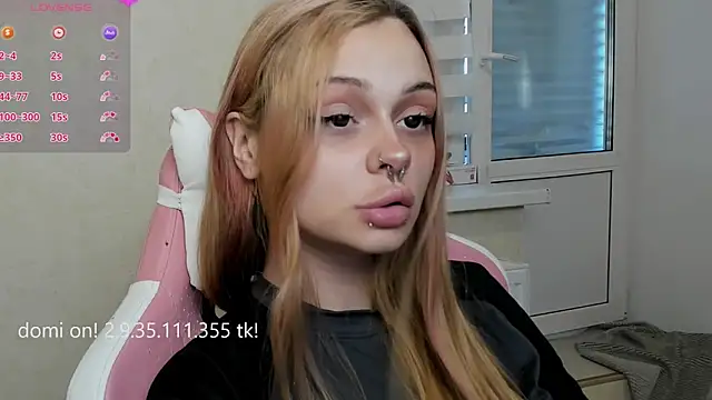 Snapshot of shy_melony chatting on 8, 6, 2026 shy melony online show from 8, 6, 2026
