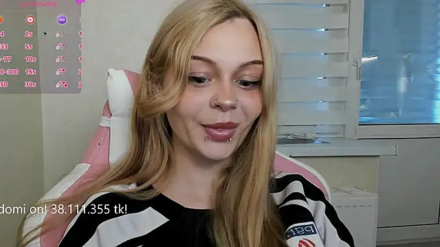 Snapshot of shy_melony chatting on 26, 6, 2026 shy melony online show from 26, 6, 2026