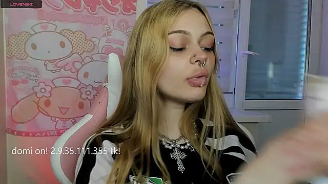 Snapshot of shy_melony chatting on 11, 5, 2026 shy melony online show from 11, 5, 2026