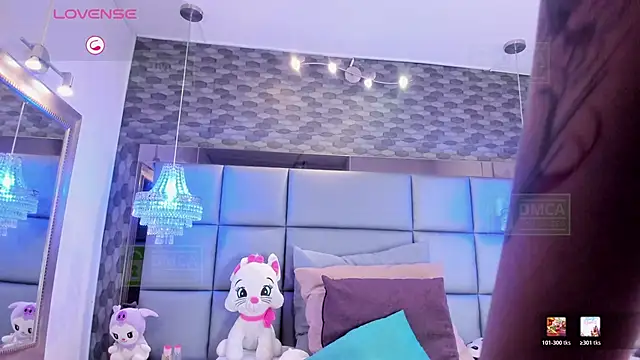 Palmer-Foster online show from 7, 4, 2026