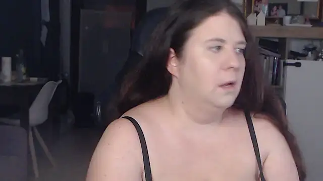 valerysexy online show from 7, 7, 2026