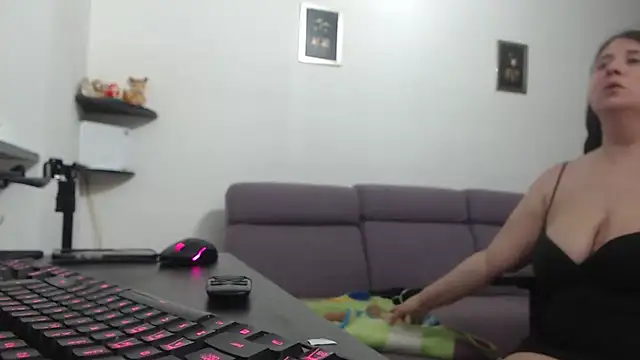 valerysexy online show from 3, 7, 2026