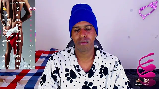 Snapshot of mrjhon26 chatting on 24, 11, 2025 mrjhon26 online show from 24, 11, 2025