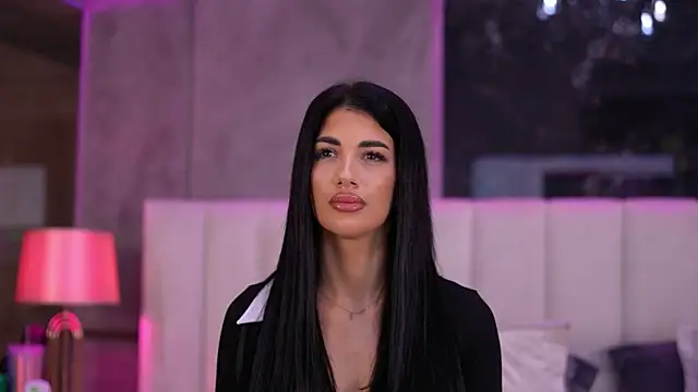 RaisaKali online show from 4, 12, 2025