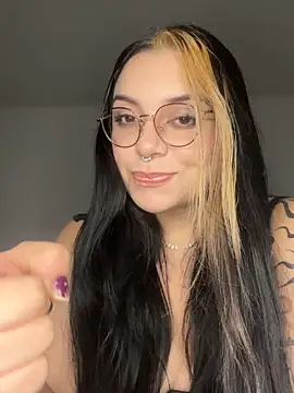 NatyOlson online show from 8, 3, 2026