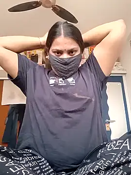 Hotmilfxox online show from 18, 12, 2024