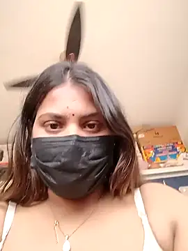 Hotmilfxox online show from 24, 1, 2025