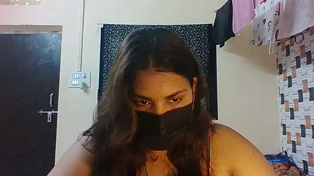 Snapshot of Hotmilfxox chatting on 10, 7, 2026 Hotmilfxox online show from 10, 7, 2026