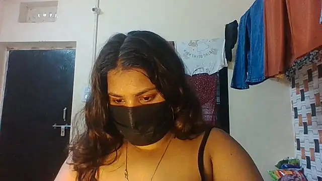 Snapshot of Hotmilfxox chatting on 3, 7, 2026 Hotmilfxox online show from 3, 7, 2026