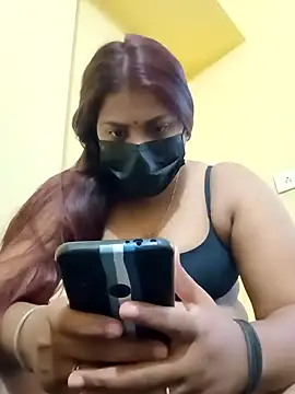 Hotmilfxox online show from 9, 3, 2025