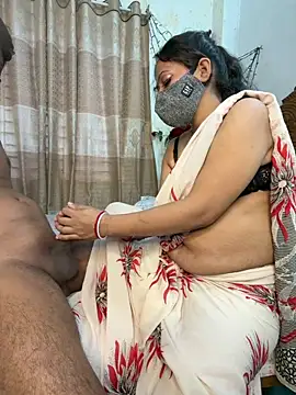 Snapshot of Desi_Best_Anal chatting on 25, 5, 2026 Desi Best Anal online show from 25, 5, 2026