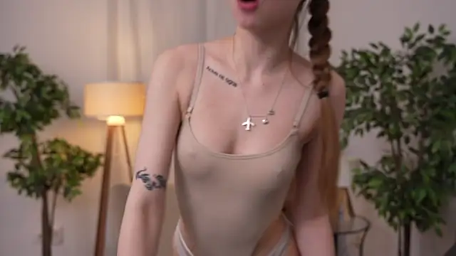 Snapshot of CherrylReid chatting on 19, 12, 2024 CherrylReid online show from 19, 12, 2024