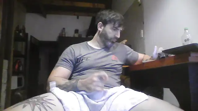 Snapshot of ozzypsico13 chatting on 28, 5, 2026 ozzypsico13 online show from 28, 5, 2026