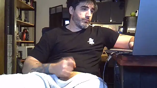 ozzypsico13 online show from 13, 7, 2026
