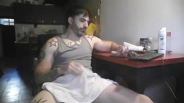 Snapshot of ozzypsico13 chatting on 24, 11, 2025 ozzypsico13 online show from 24, 11, 2025