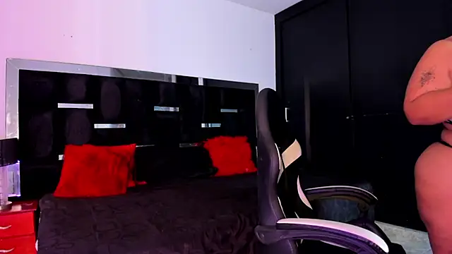 Tasha Sant online show from 16, 10, 2025