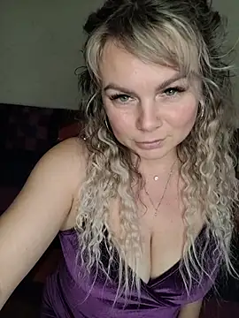 candy queeen online show from 27, 11, 2025