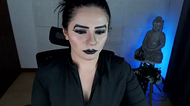 GODDESS EVANS online show from 21, 4, 2026