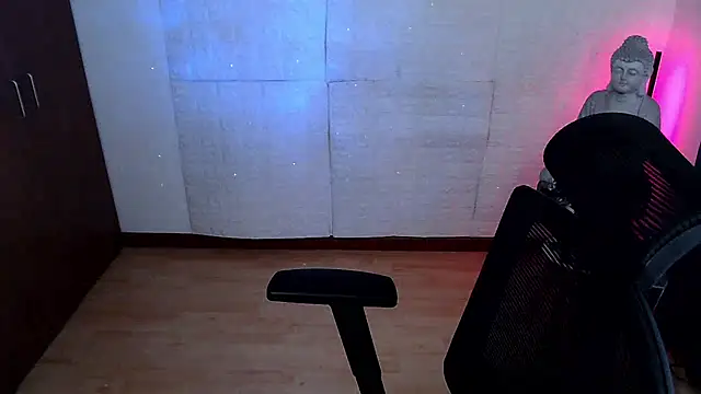 GODDESS EVANS online show from 30, 6, 2026