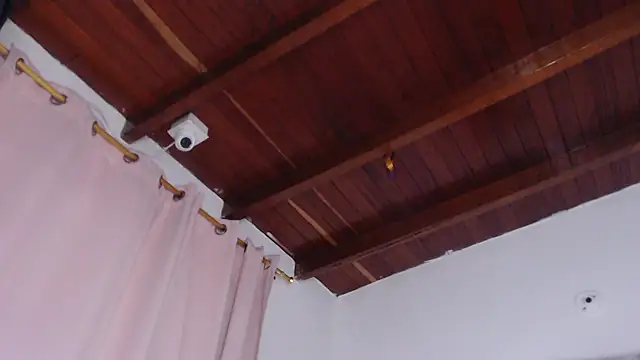 Amara Red online show from 2, 12, 2025