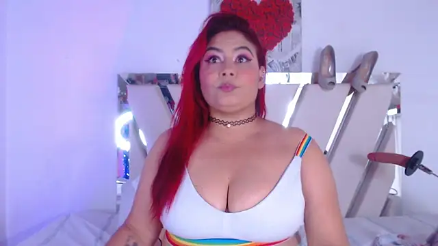 Snapshot of Amara_Red chatting on 29, 5, 2026 Amara Red online show from 29, 5, 2026