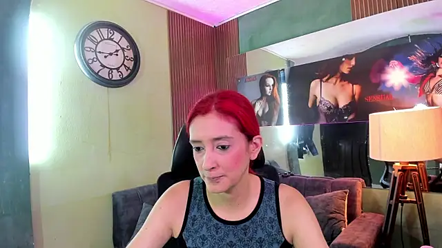 Snapshot of Ruby_Your_Milf chatting on 14, 7, 2026 Ruby Your Milf online show from 14, 7, 2026