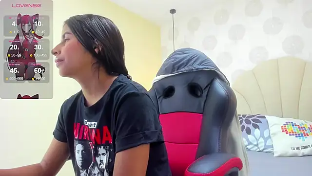 Snapshot of JOLIEBENSON chatting on 13, 3, 2025 JOLIEBENSON online show from 13, 3, 2025