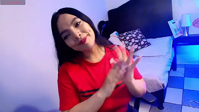 loren tits24 online show from 15, 5, 2026