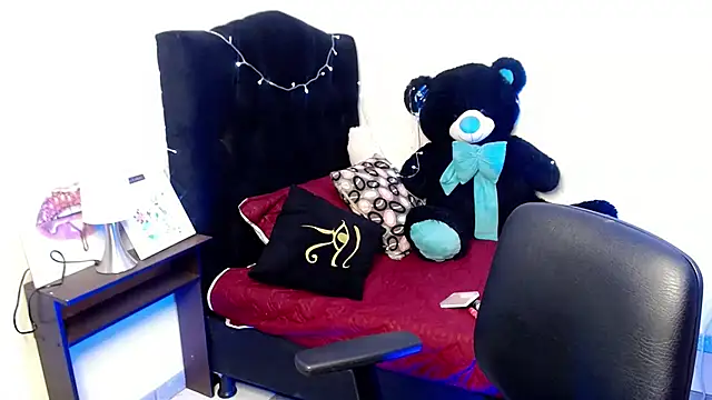 loren tits24 online show from 5, 7, 2026