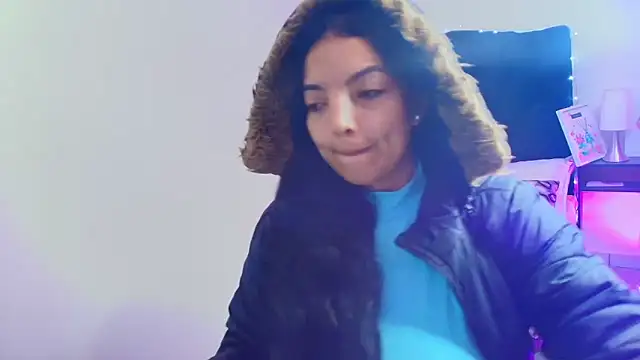 loren tits24 online show from 25, 5, 2026