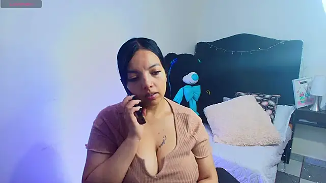 loren tits24 online show from 9, 6, 2026