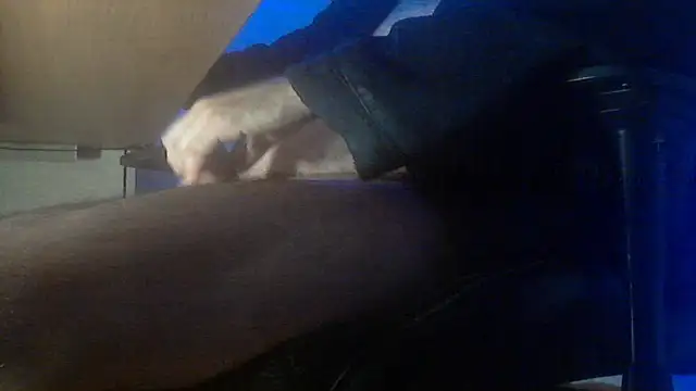 Snapshot of fanfancoquinFR chatting on 15, 11, 2025 fanfancoquinFR online show from 15, 11, 2025