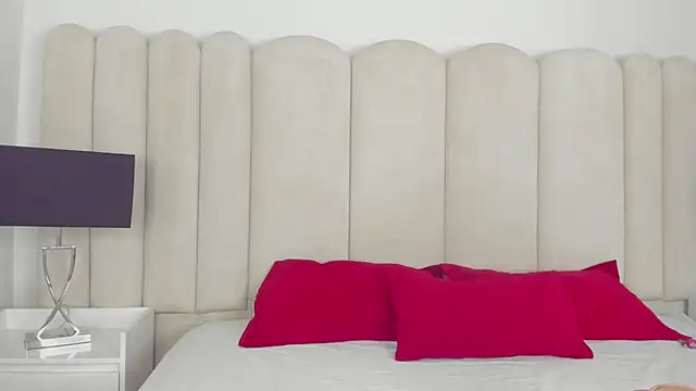 AnnyCherry  online show from 1, 4, 2026