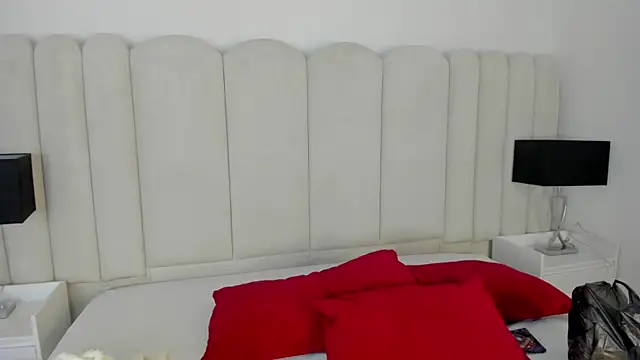 AnnyCherry  online show from 5, 12, 2025