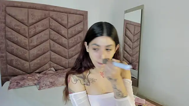 AnnyCherry  online show from 12, 6, 2026