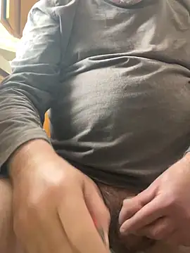 Snapshot of Frenchpoo chatting on 16, 2, 2026 Frenchpoo online show from 16, 2, 2026