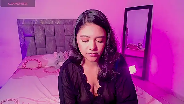 DIANEE 01 online show from 4, 2, 2026