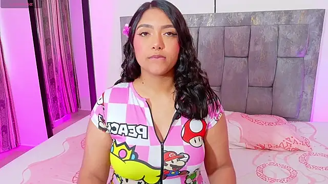 Snapshot of DIANEE_01 chatting on 8, 7, 2026 DIANEE 01 online show from 8, 7, 2026