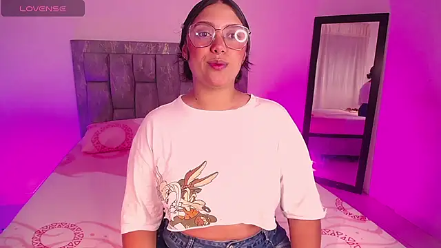 DIANEE 01 online show from 1, 11, 2025