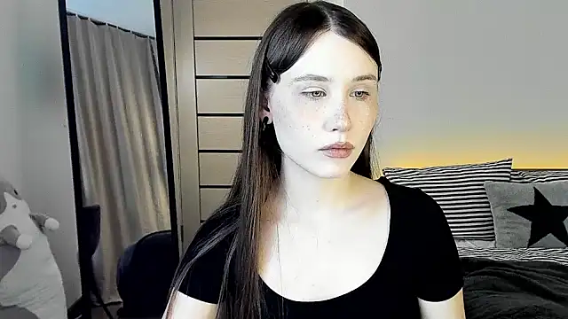 Stella Sunny online show from 6, 2, 2026