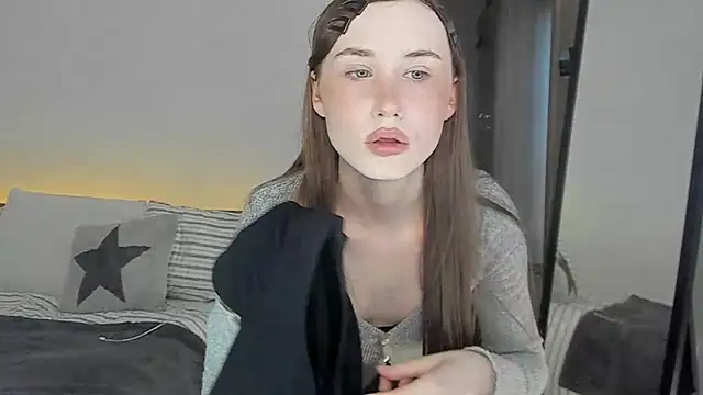 Snapshot of Stella_Sunny chatting on 24, 5, 2026 Stella Sunny online show from 24, 5, 2026