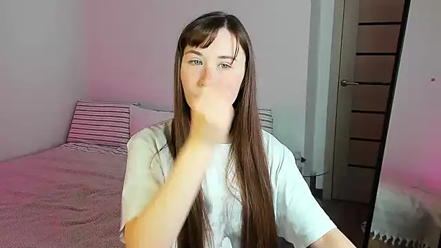 Stella Sunny online show from 24, 9, 2025