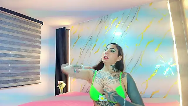 Snapshot of EmiliMontero chatting on 29, 6, 2026 EmiliMontero online show from 29, 6, 2026