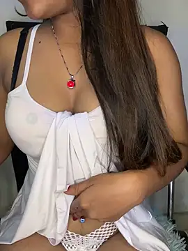 Liyana Babe online show from 17, 3, 2025