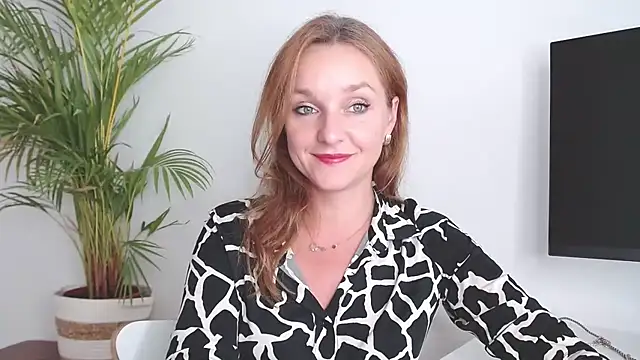 AliciaDesire online show from 23, 10, 2025